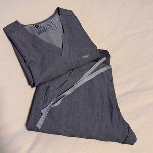 XS Tall “graphite” Zamora joggers and Caterina one pocket scrub top.